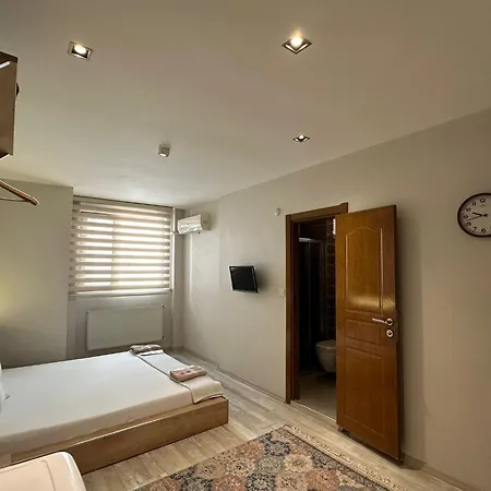 Social House Mil Hotel *