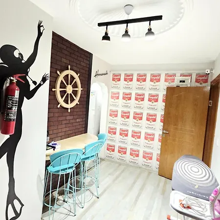 Social House Mil * Стамбул
