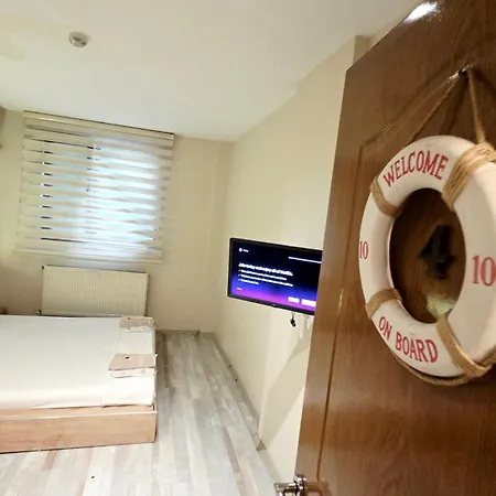 Social House Mil Isztambul