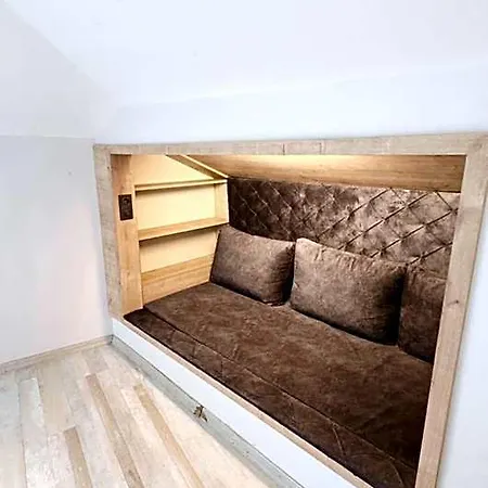 Szálloda Social House Mil