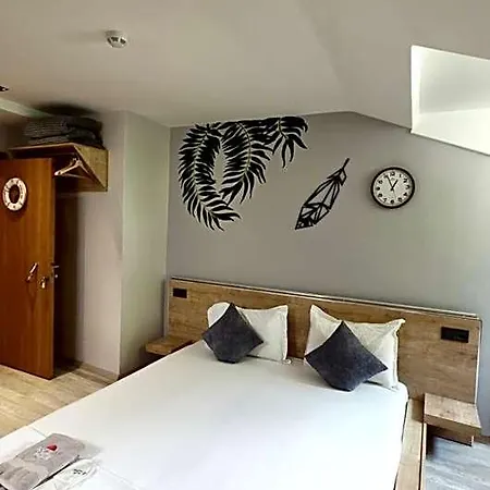Social House Mil Isztambul