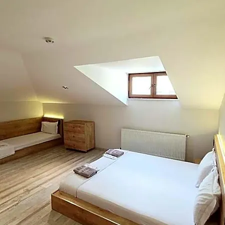 Social House Mil * Isztambul